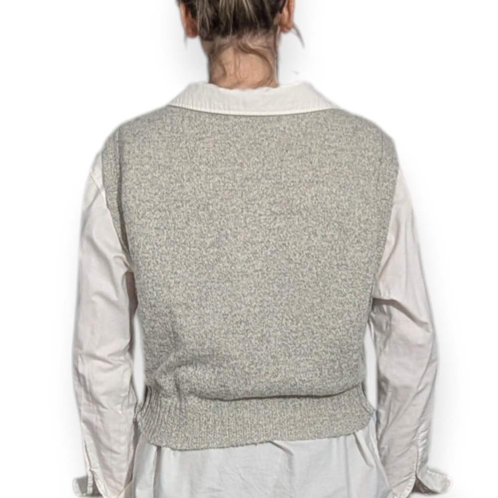 Womens Heather Grey Marl Knit Crewneck Sweater‎ Vest Side Buttons Sleeveless Top - Picture 2 of 9